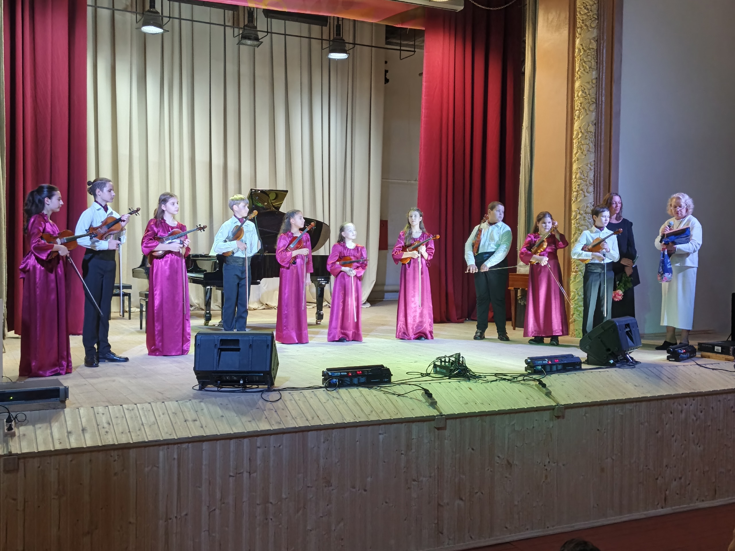 СЕМЬ НОТ. Скрипичный концерт
